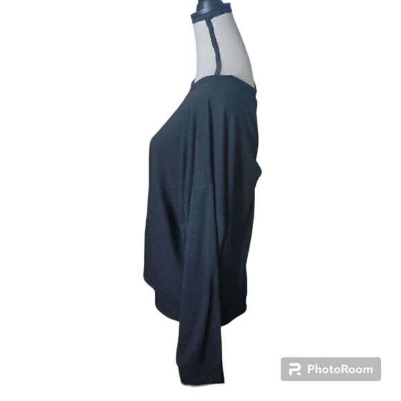 Old Navy Bundle 2 Black Sweatshirts. Size XL and XXL. - Picture 13 of 15